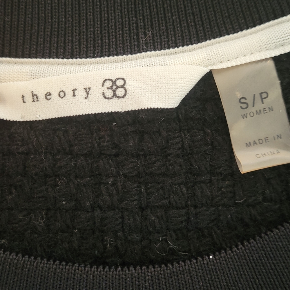 Theory 38 Black Textured Sweater - Picture 3 of 4
